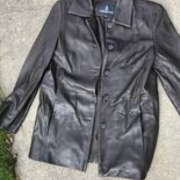leather jacket - Picture 2 of 2